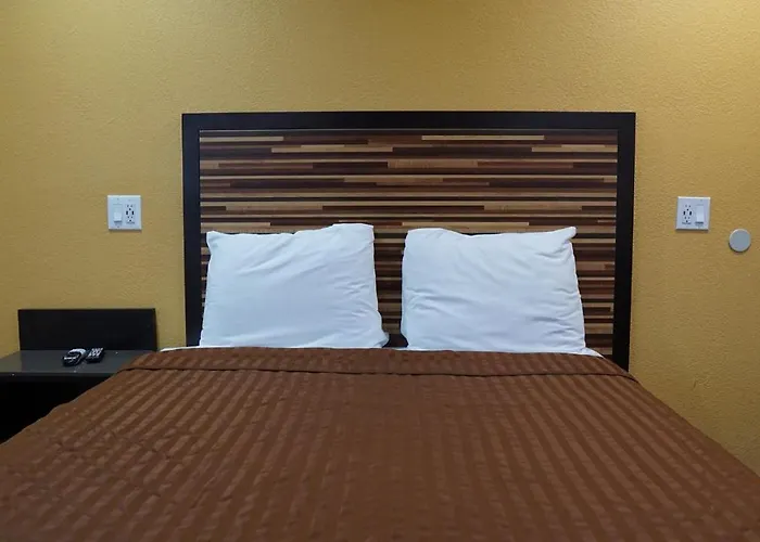 Holly Crest Hotel - Los Angeles, LAX Airport