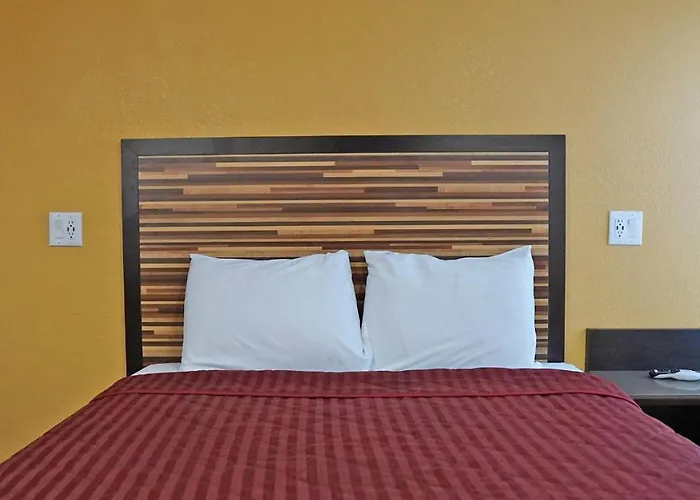 Holly Crest Hotel - Los Angeles, Lax Airport